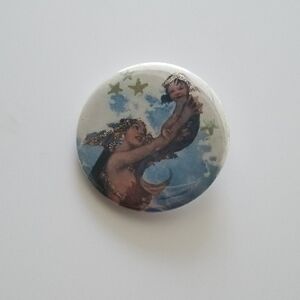 Little Mermaid pin with glitter detail Brand New
